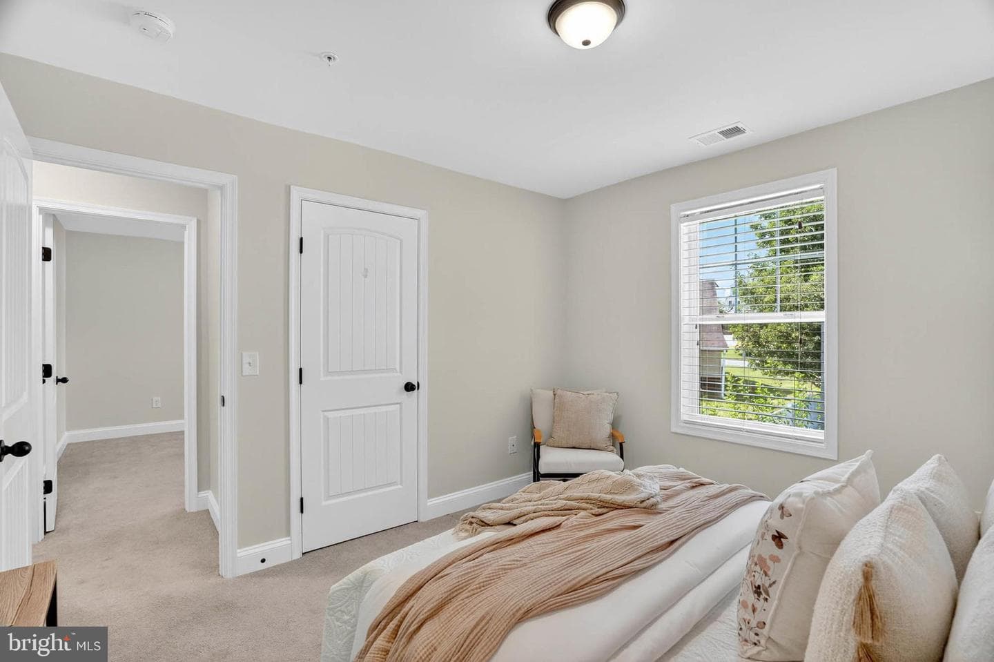 322 Alameda Parkway photo 19
