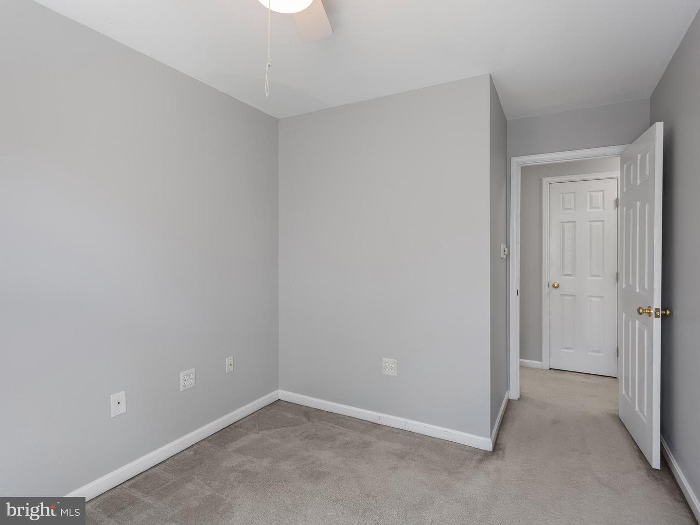1410 Central Avenue E photo 18