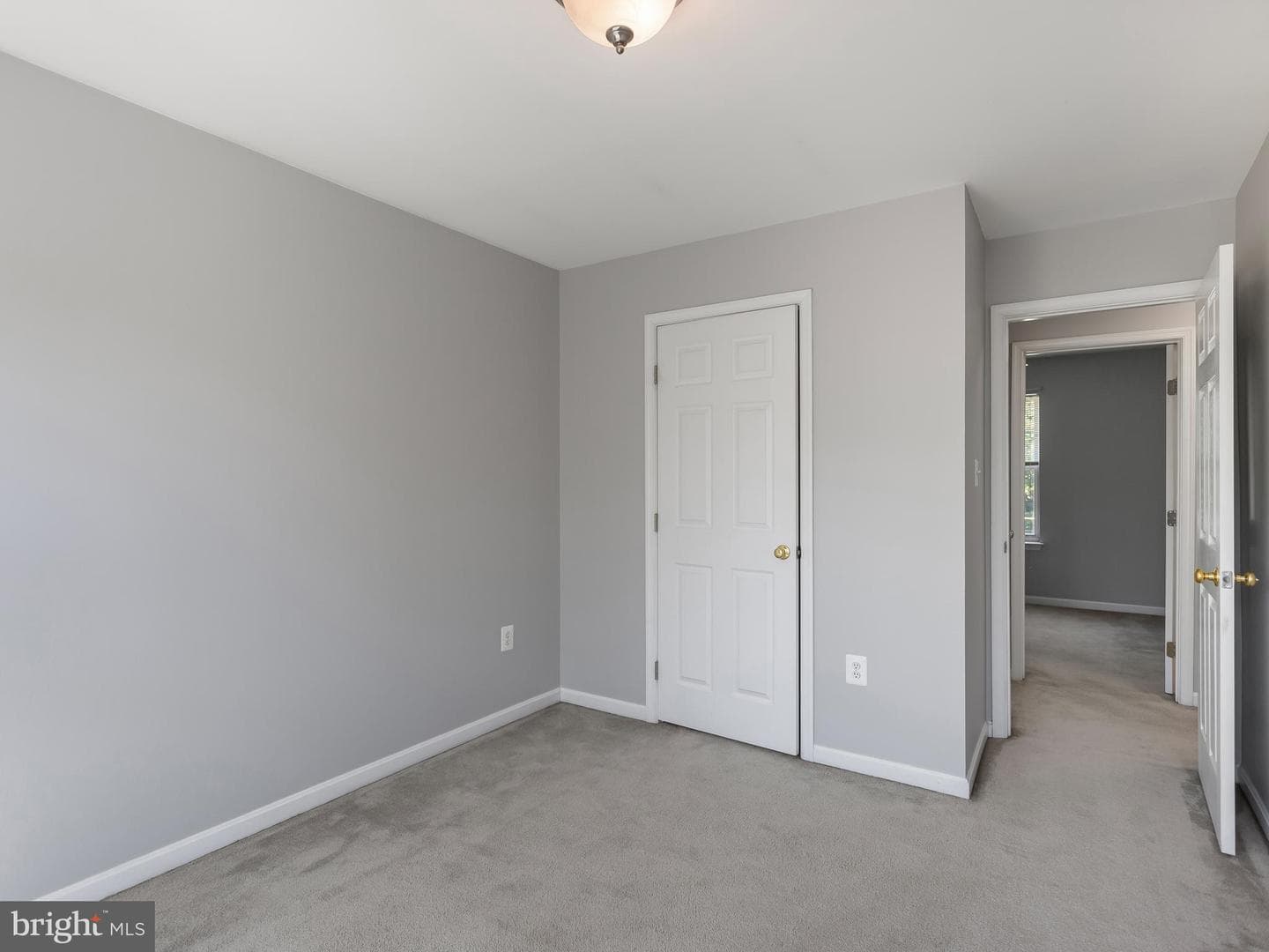 1410 Central Avenue E photo 23
