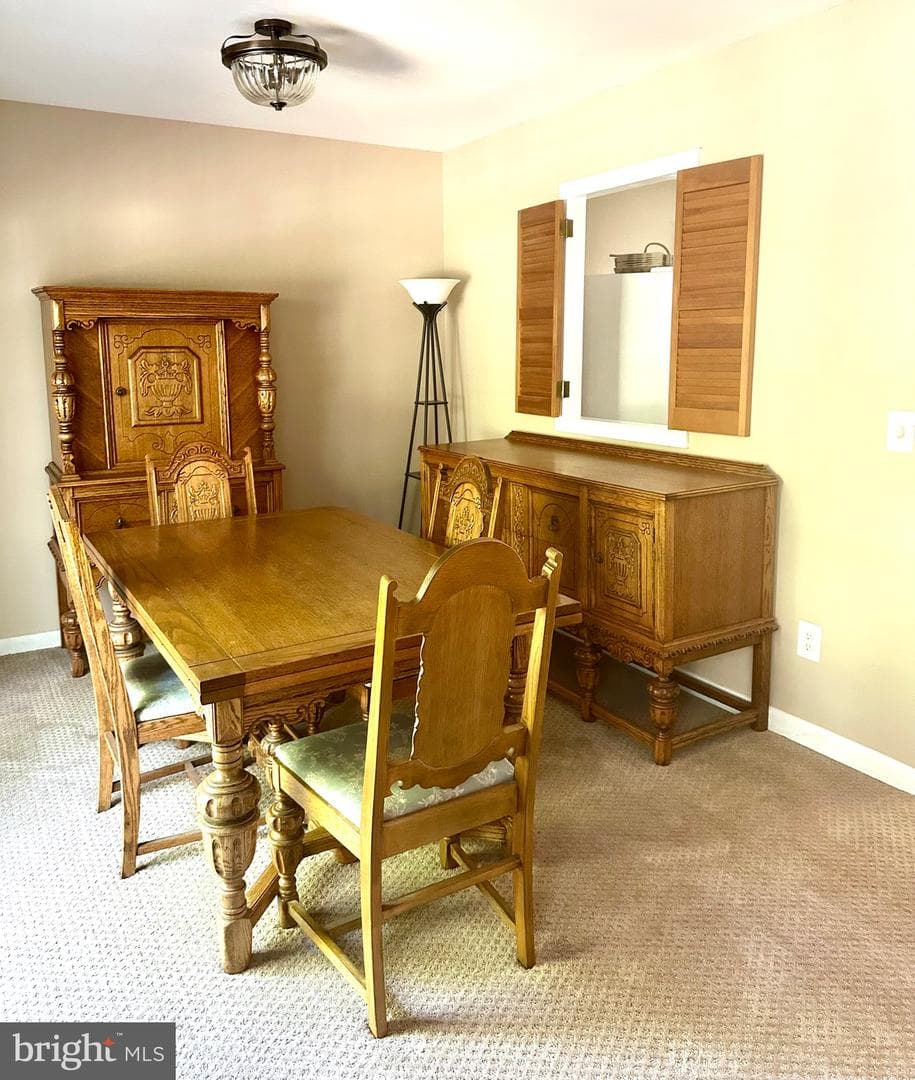 1158 Blue Bird Lane photo 7