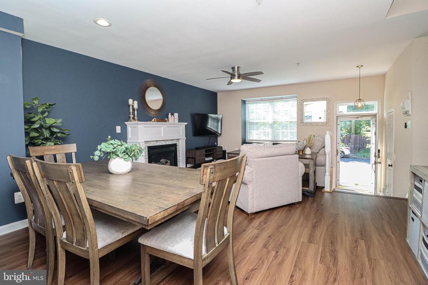 1624 Katheryne Village Square photo 19