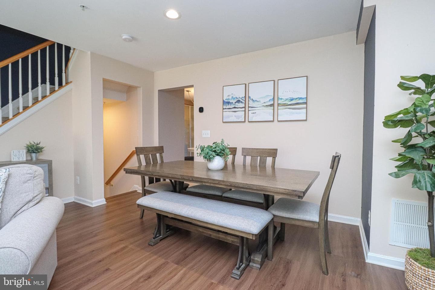 1624 Katheryne Village Square photo 20