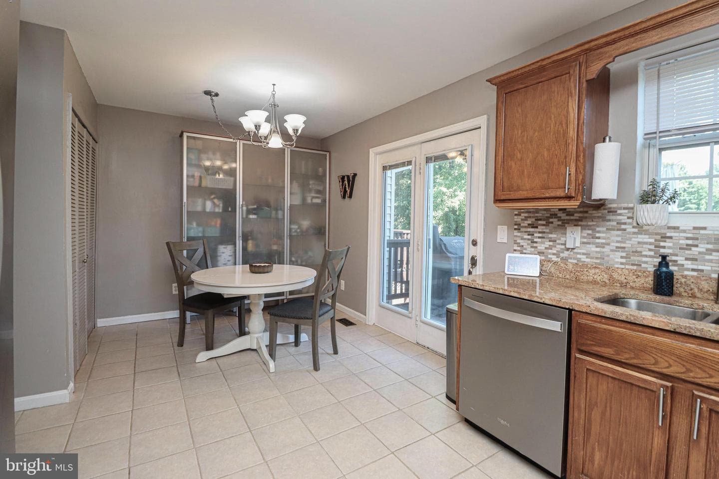 1624 Katheryne Village Square photo 22