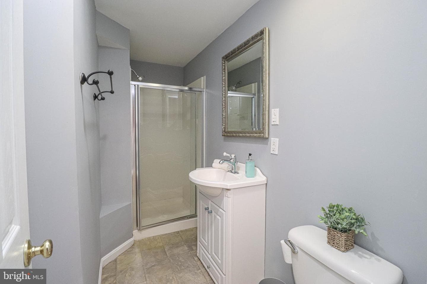 1624 Katheryne Village Square photo 33