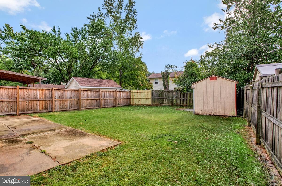 1577 Native Dancer Court photo 4