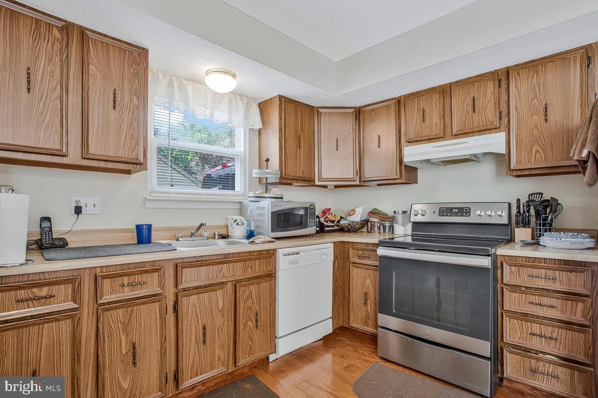 1577 Native Dancer Court photo 6
