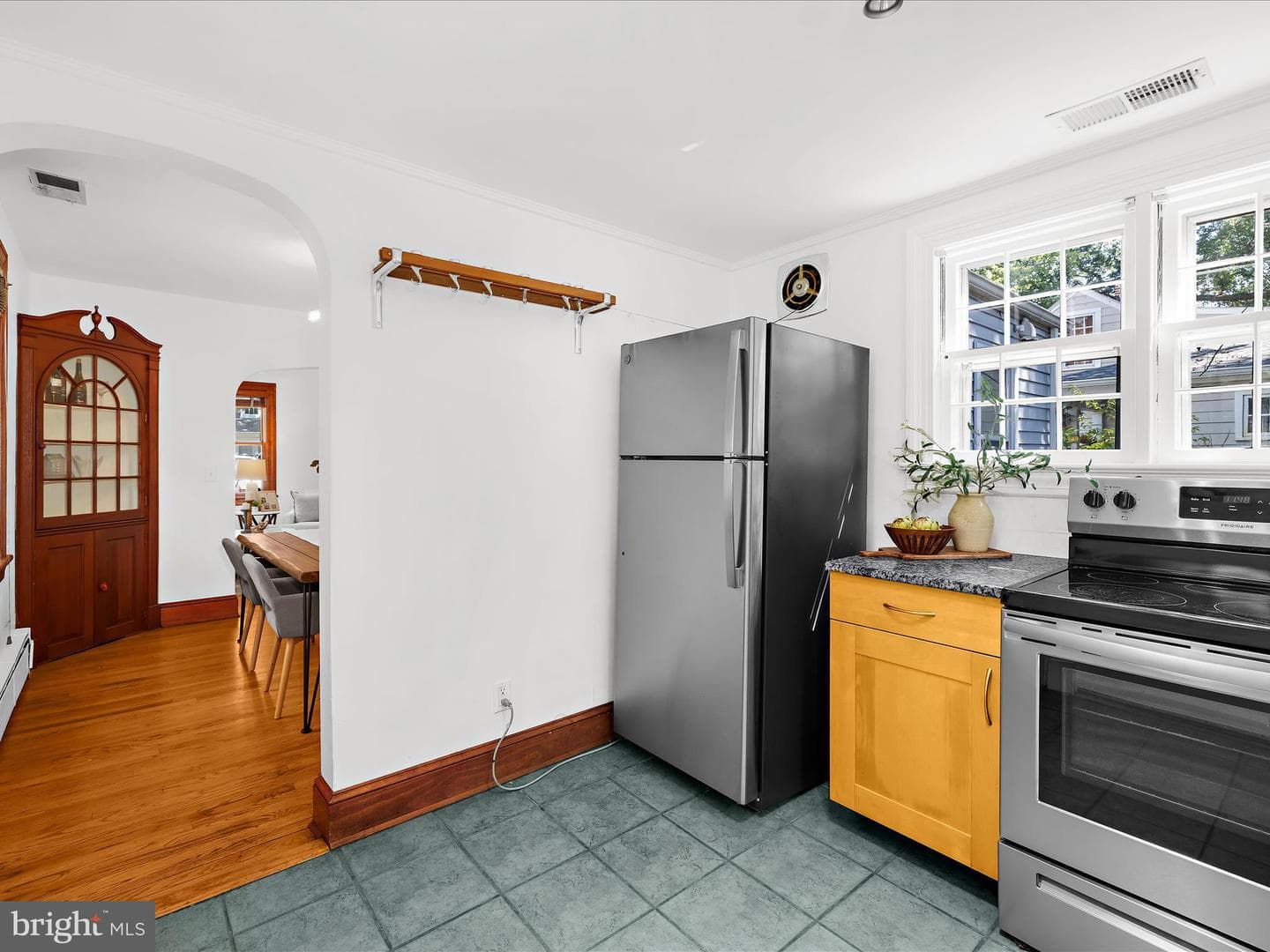 1109 Van Buren Street photo 19