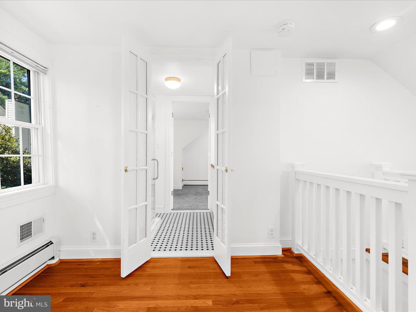 1109 Van Buren Street photo 23