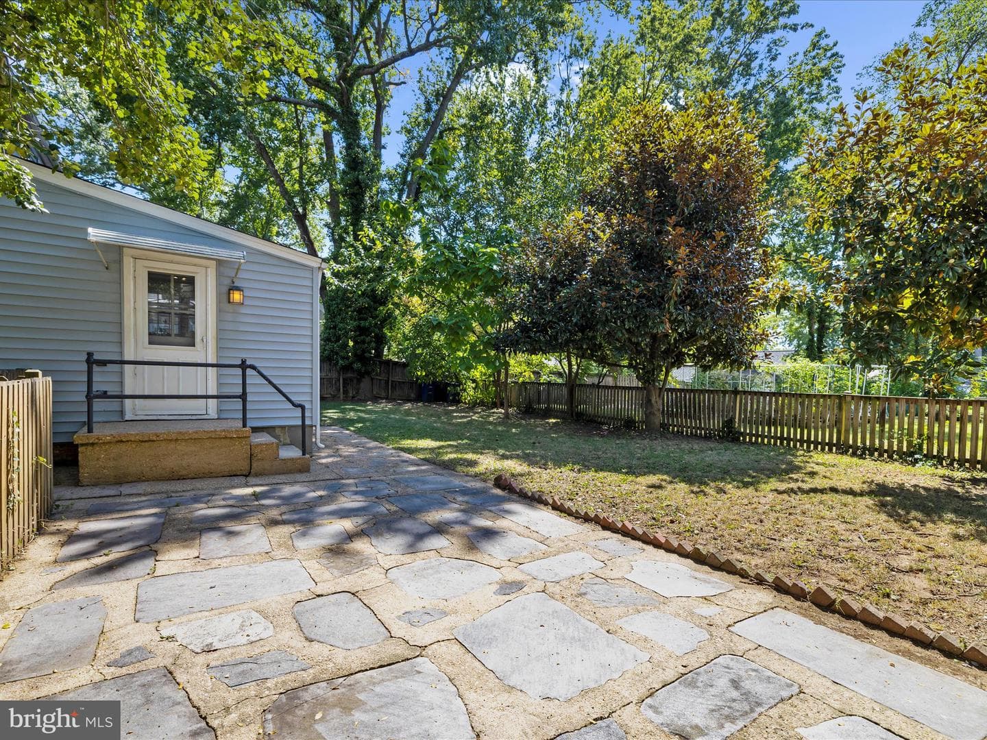 1109 Van Buren Street photo 30