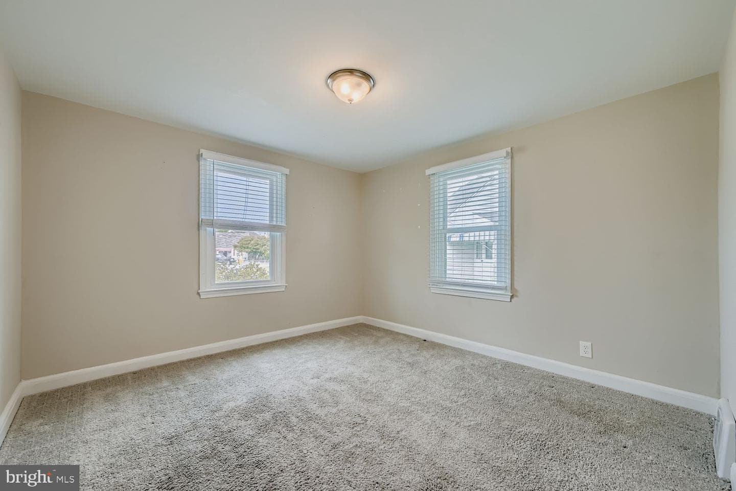 515 Taney Avenue photo 11