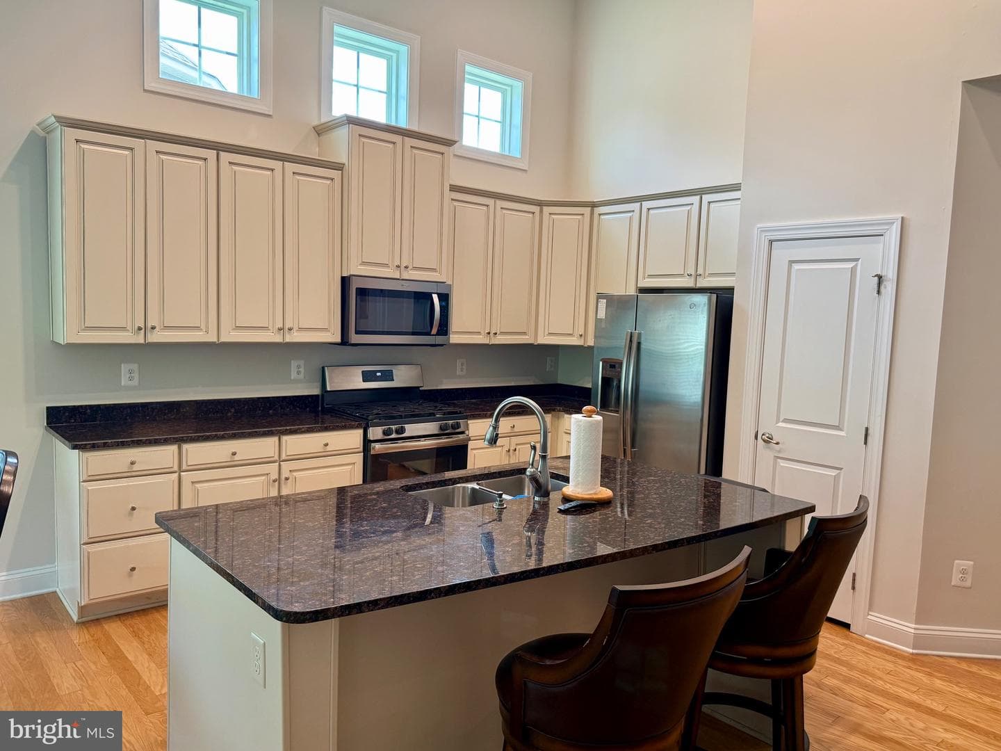 3148 Sunny Ridge Drive photo 6