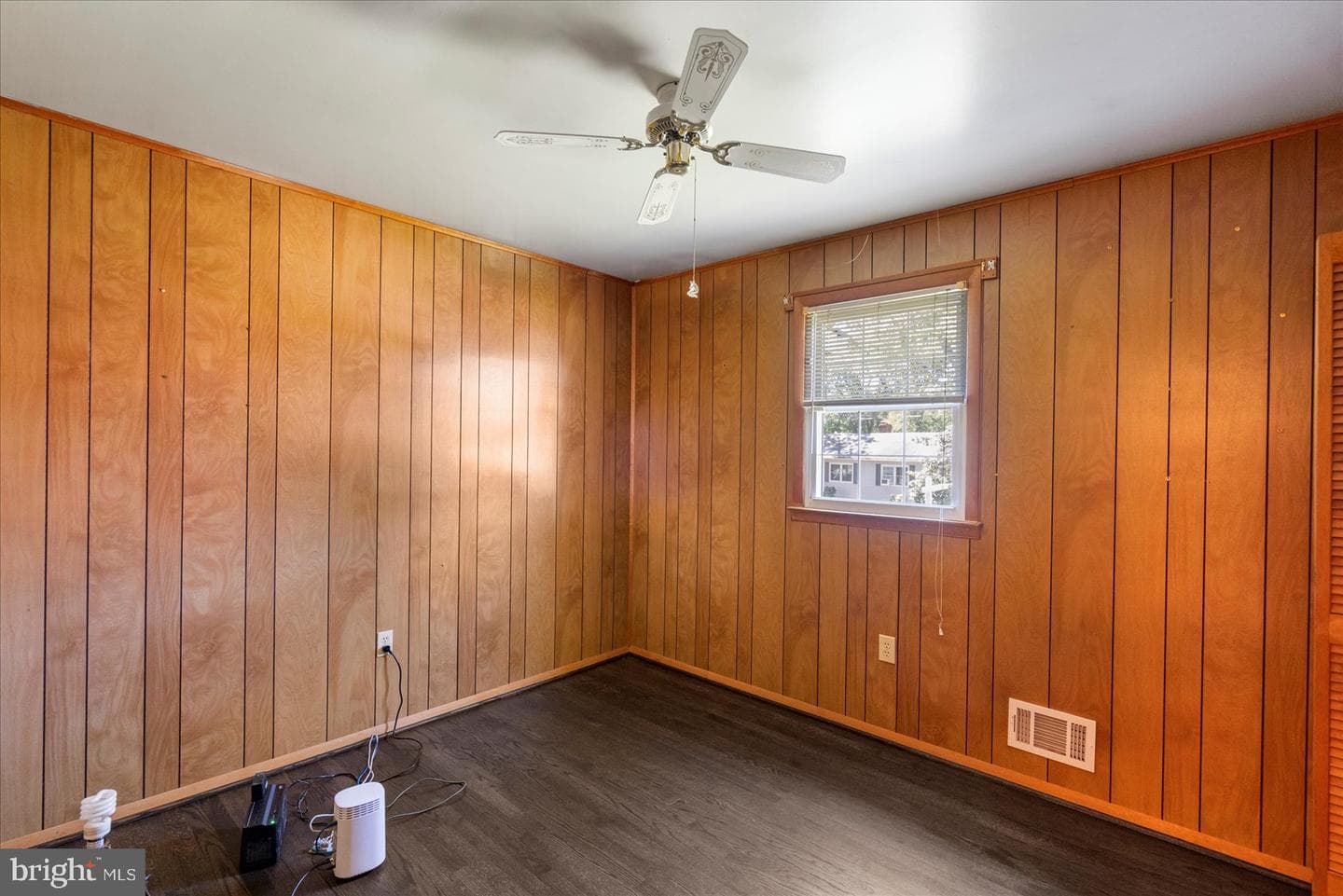 8261 Spring Knoll Drive photo 22