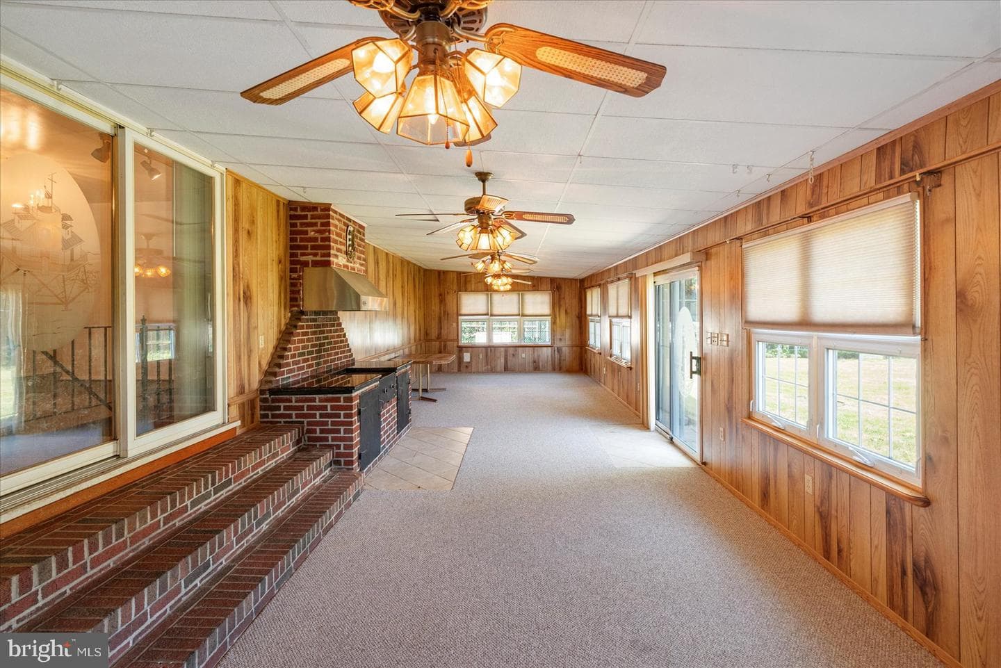 8261 Spring Knoll Drive photo 24