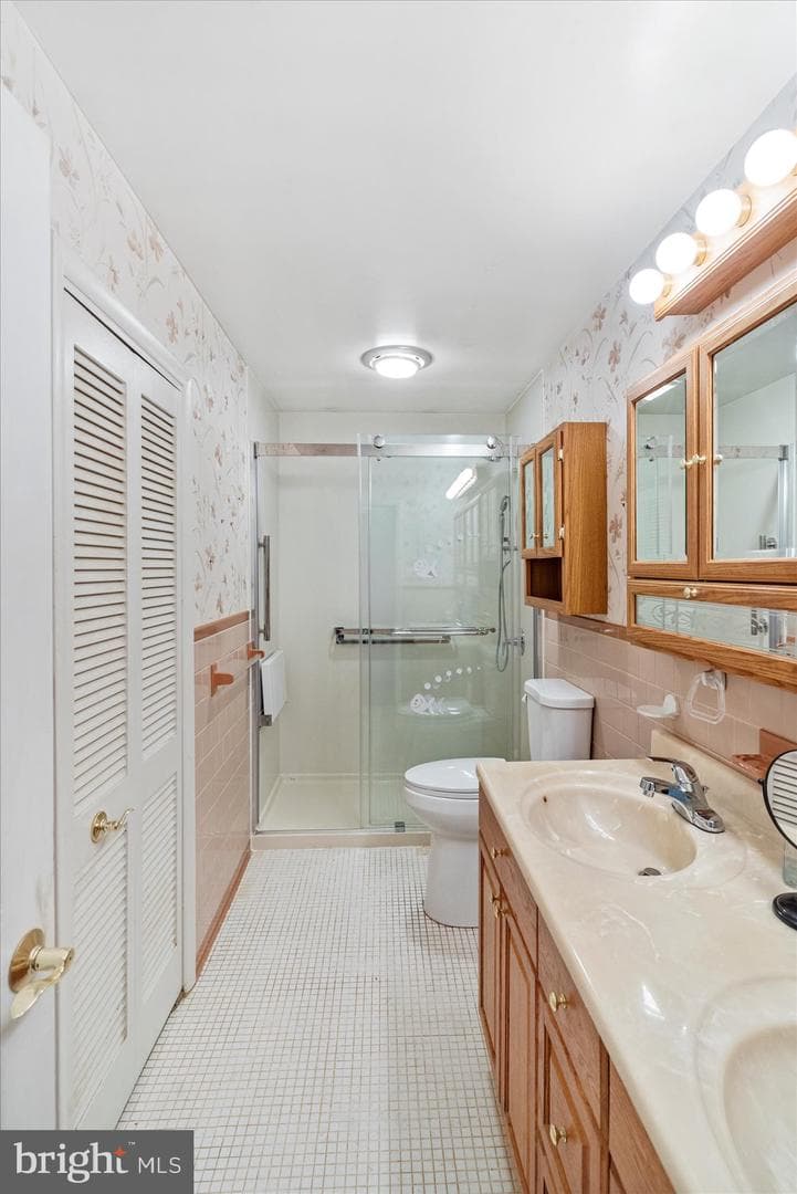 8261 Spring Knoll Drive photo 26