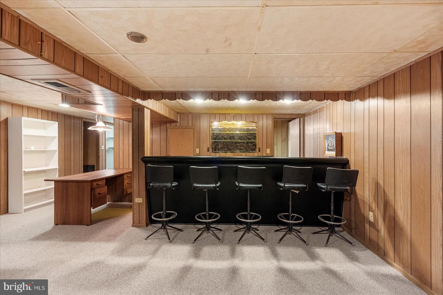 8261 Spring Knoll Drive photo 30
