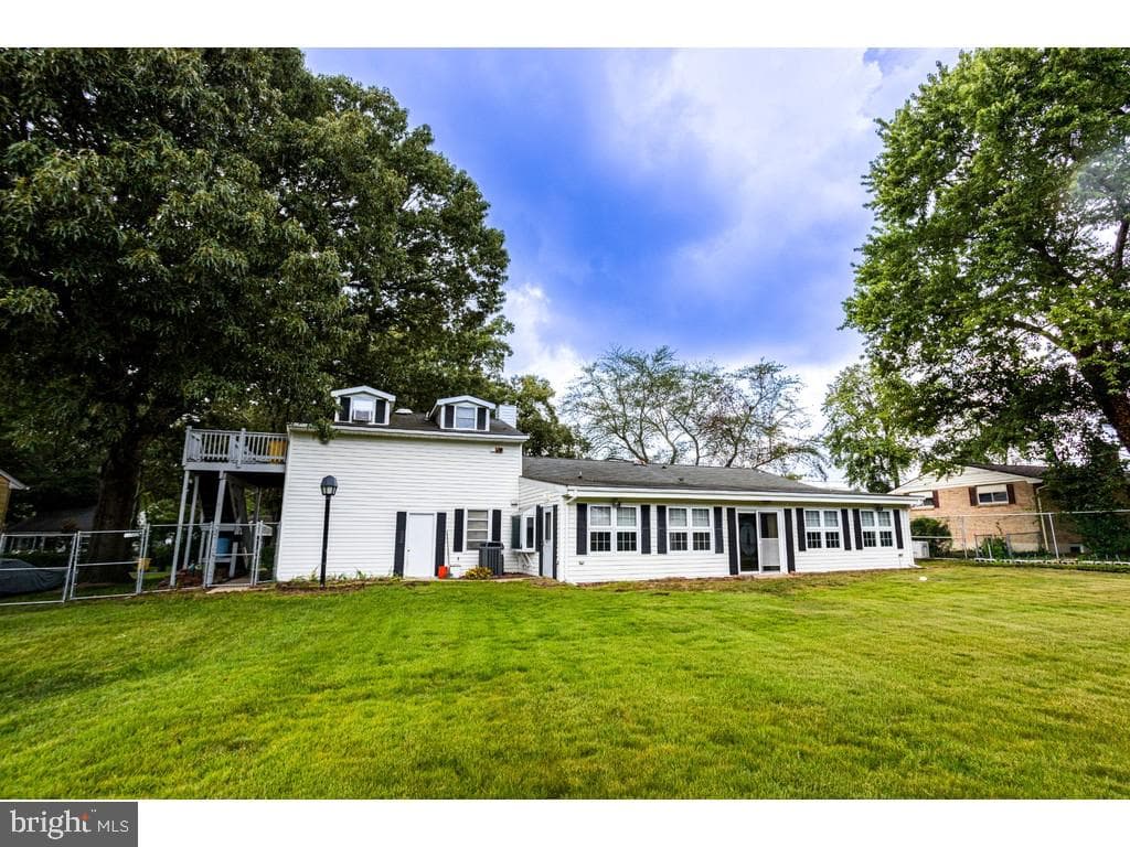 8261 Spring Knoll Drive photo 4