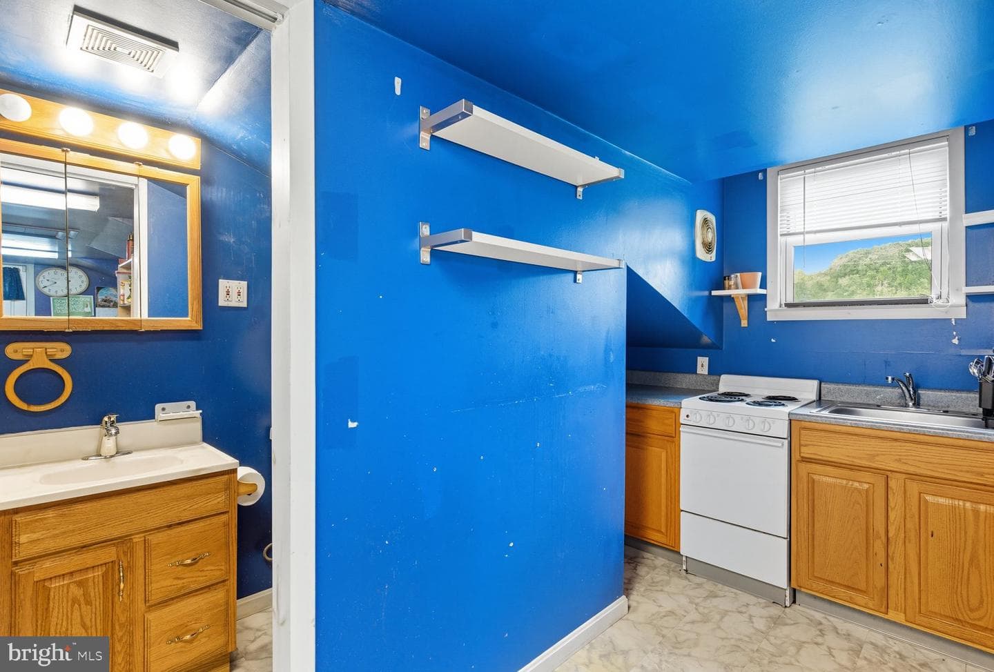 8261 Spring Knoll Drive photo 42
