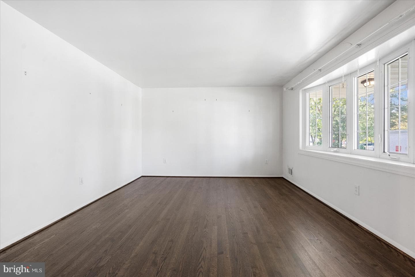 8261 Spring Knoll Drive photo 8