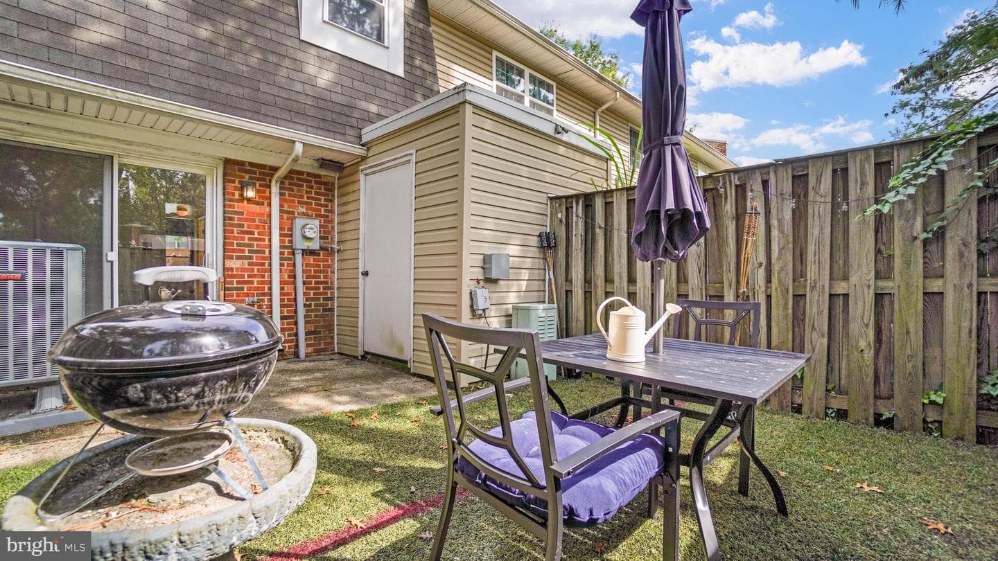 115 Merryman Court photo 24