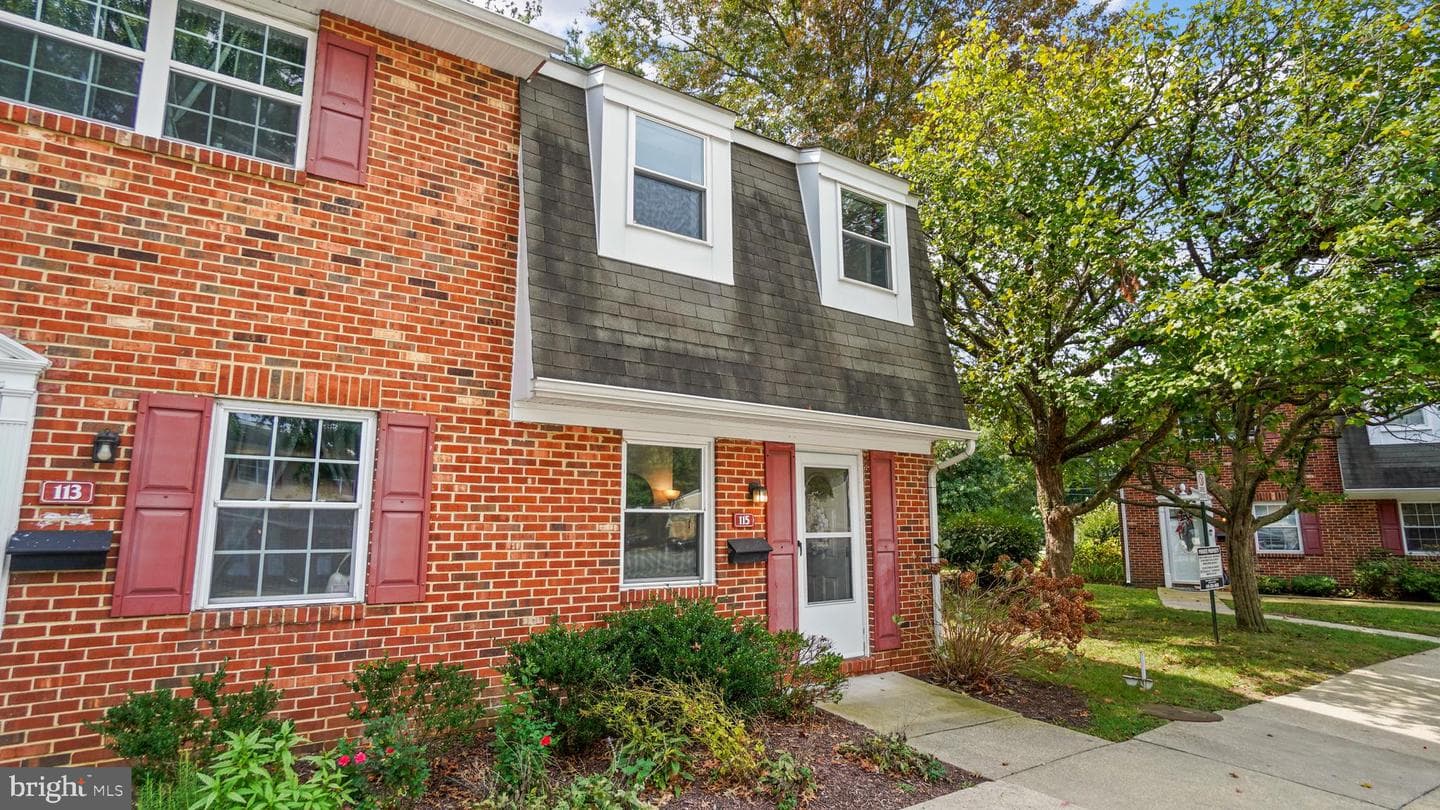 115 Merryman Court photo 3