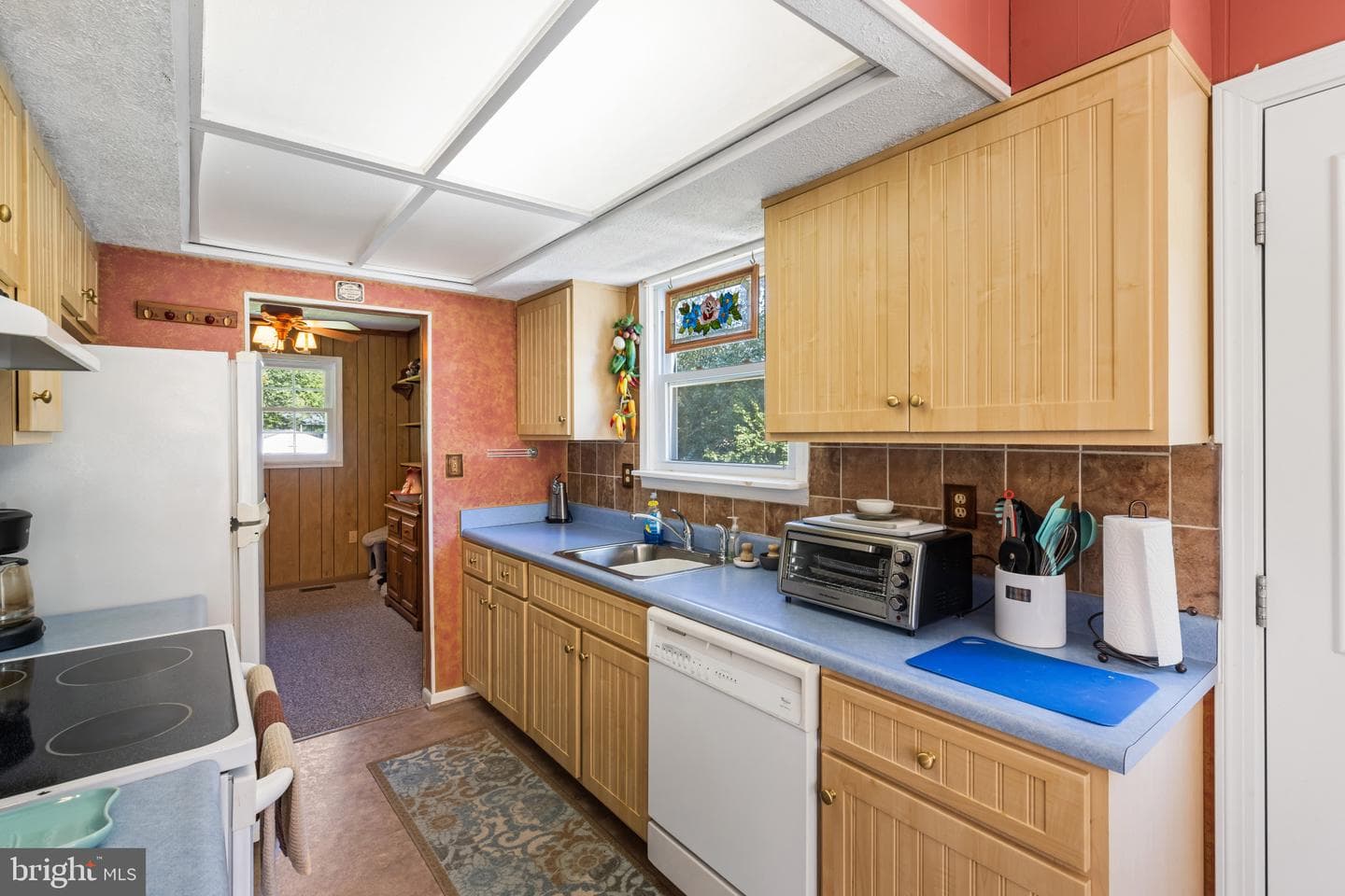 602 Wayward Drive photo 10