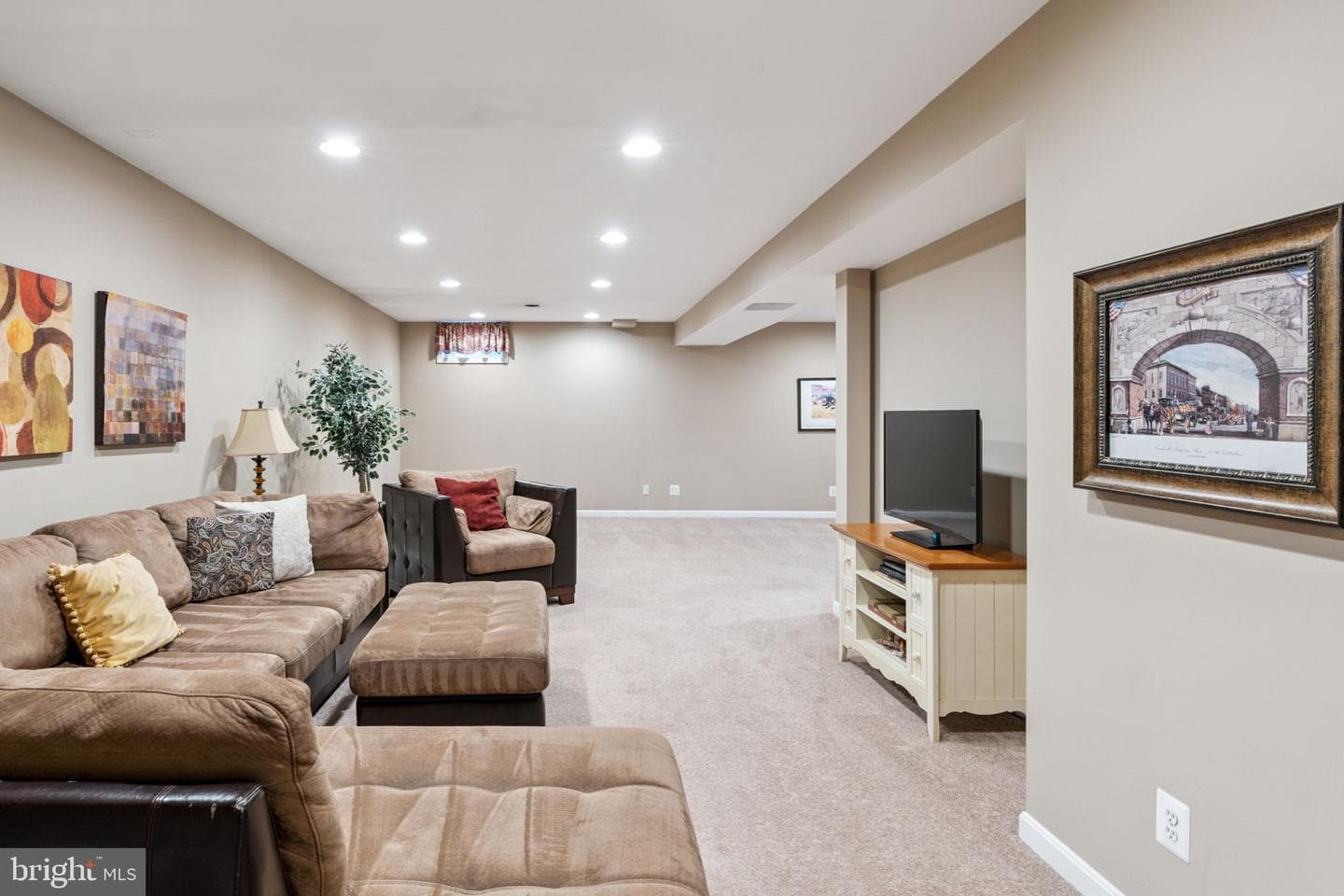 247 Kennedy Drive photo 39