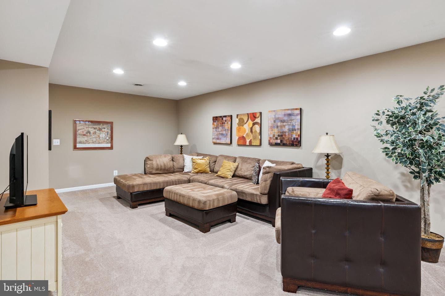 247 Kennedy Drive photo 40