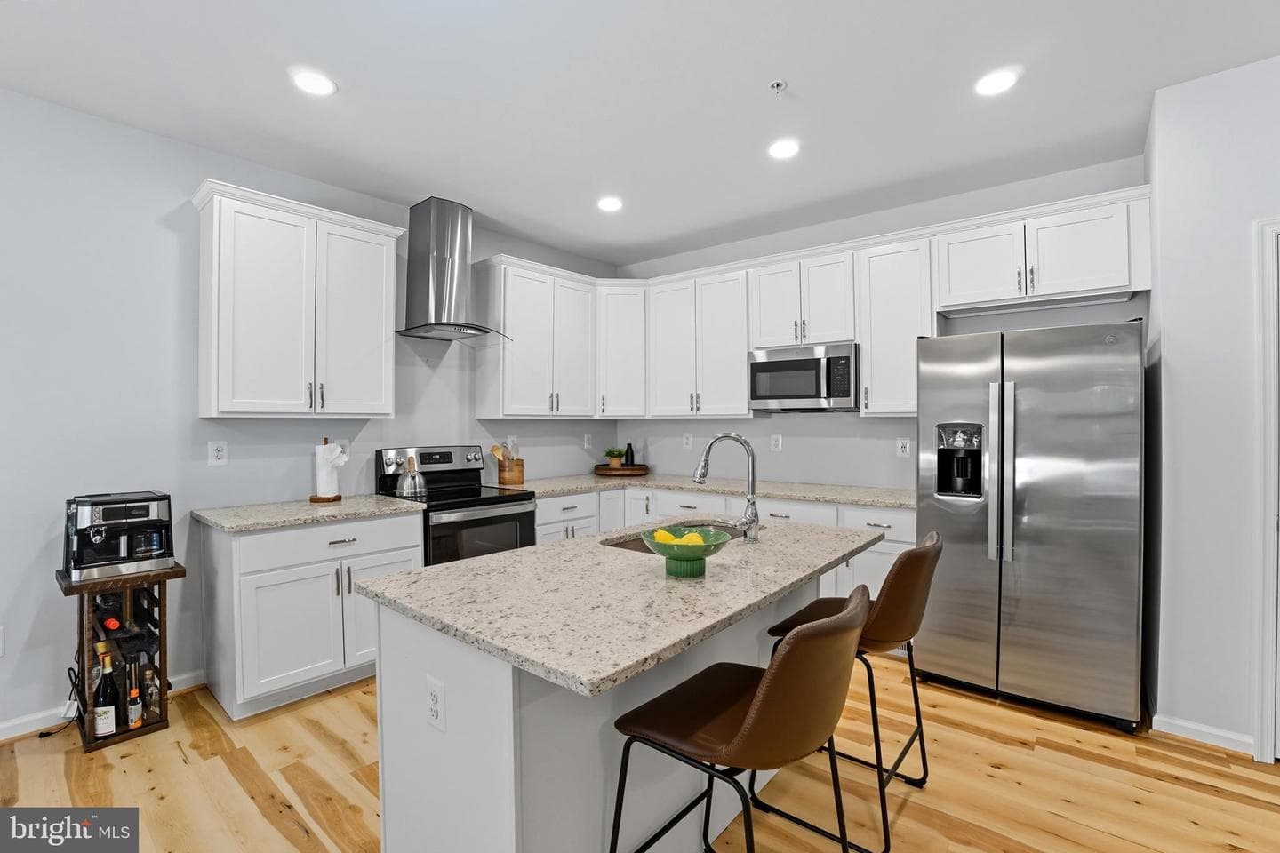 7810 Shelbourne photo 10