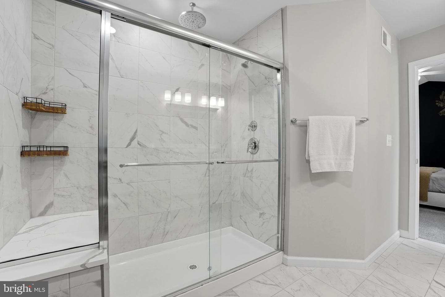 7810 Shelbourne photo 18