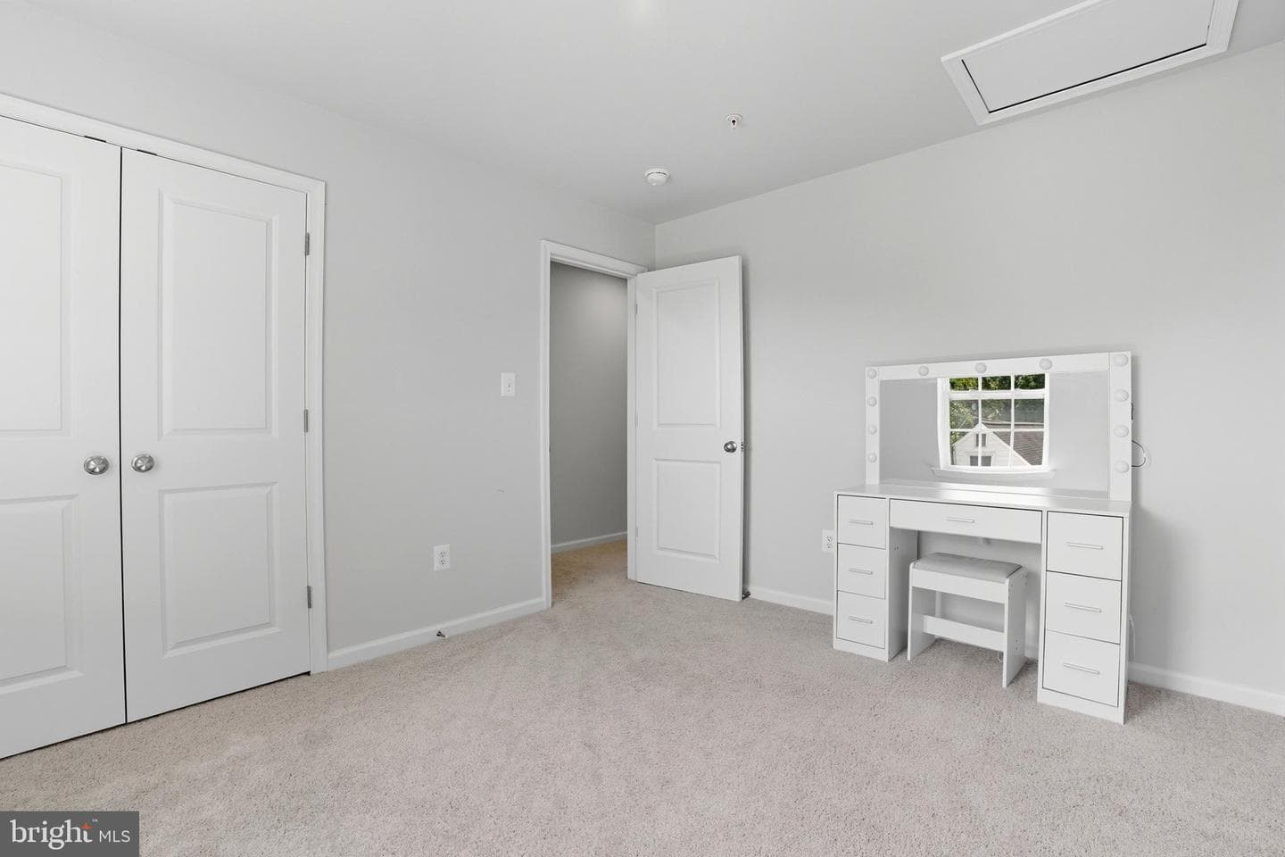 7810 Shelbourne photo 25
