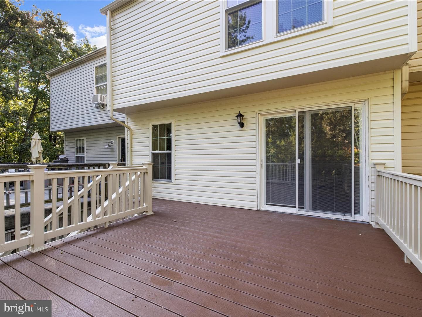 975 Chestnut Manor Court photo 29