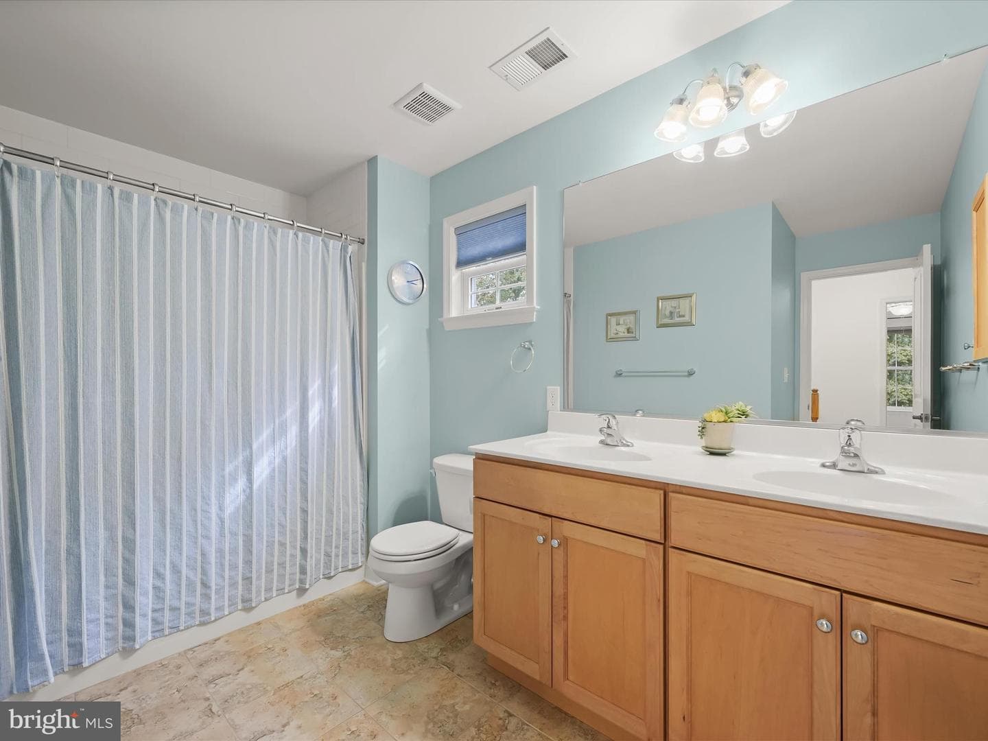 301 Genesis Way photo 26