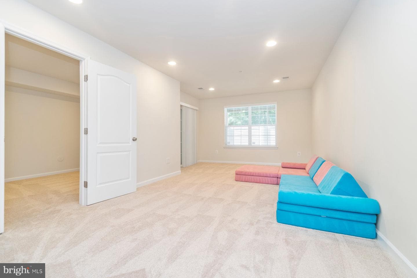 720 Hidden Oak Lane photo 23