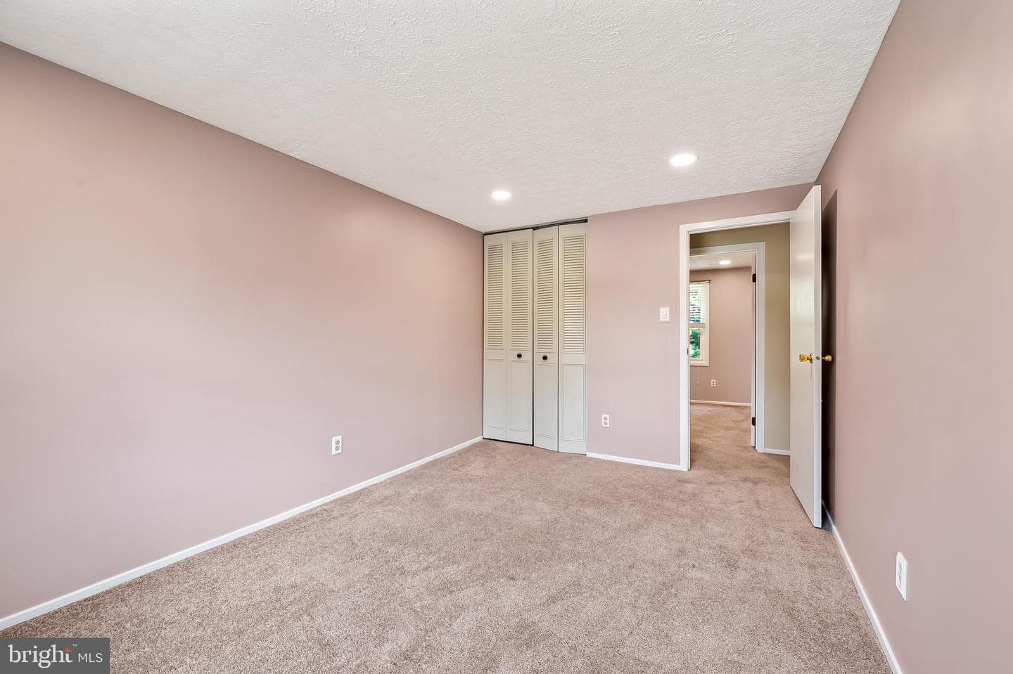6439 Wilben Road photo 26