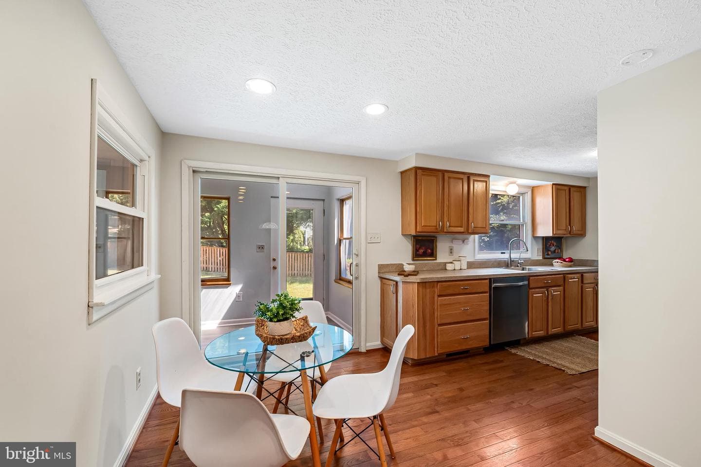 6439 Wilben Road photo 7
