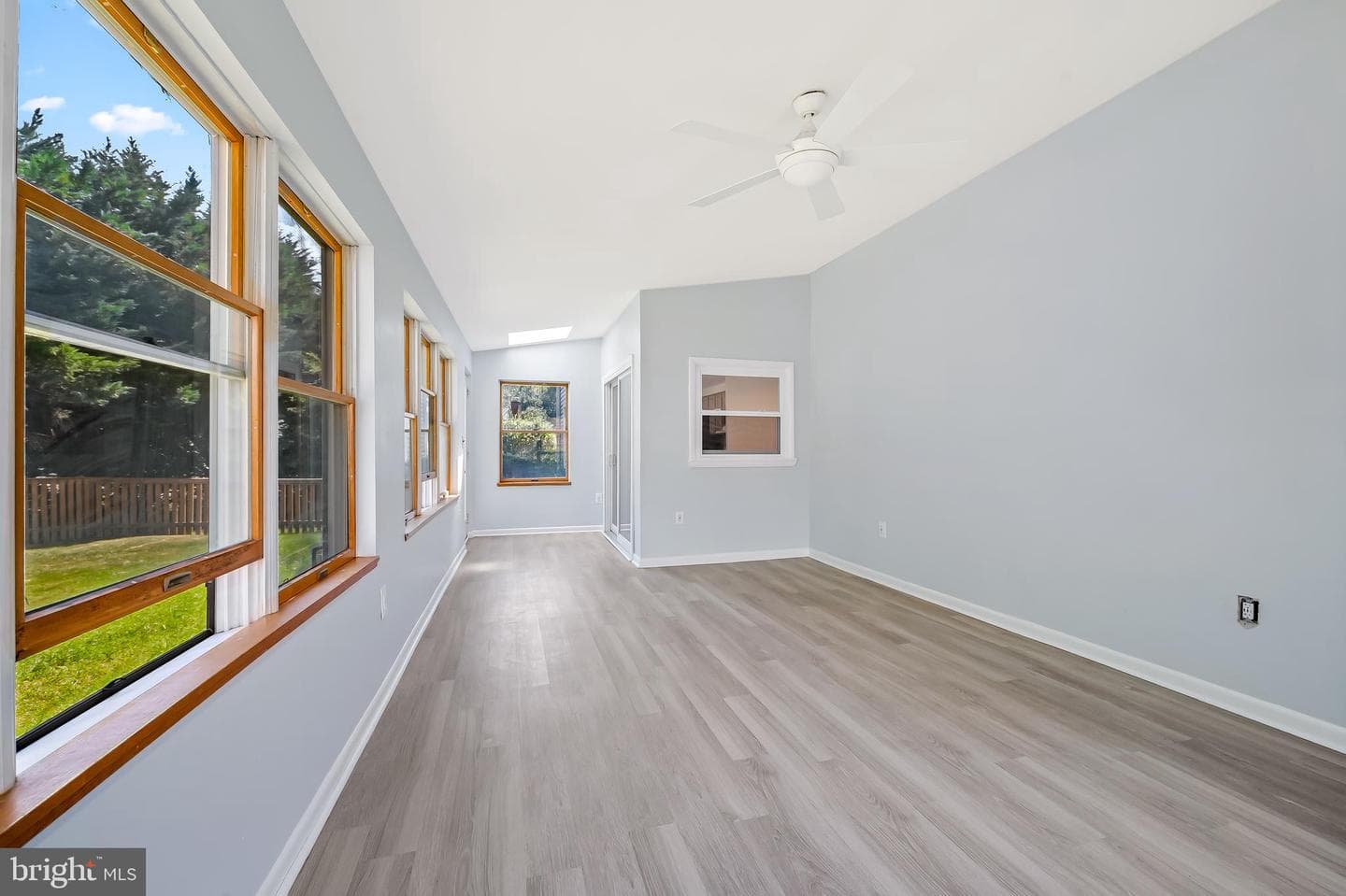 6439 Wilben Road photo 9