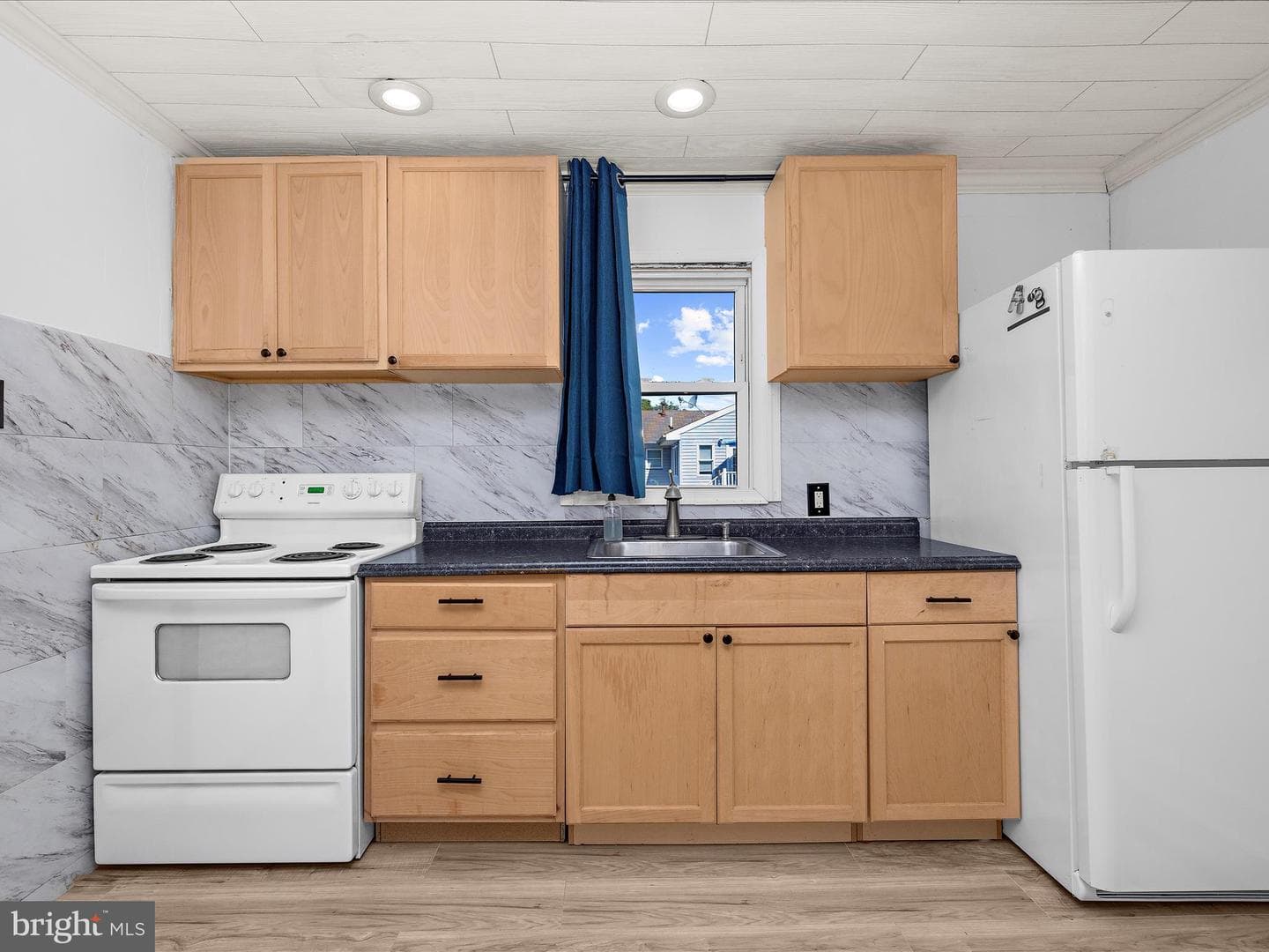722 214th Street photo 16
