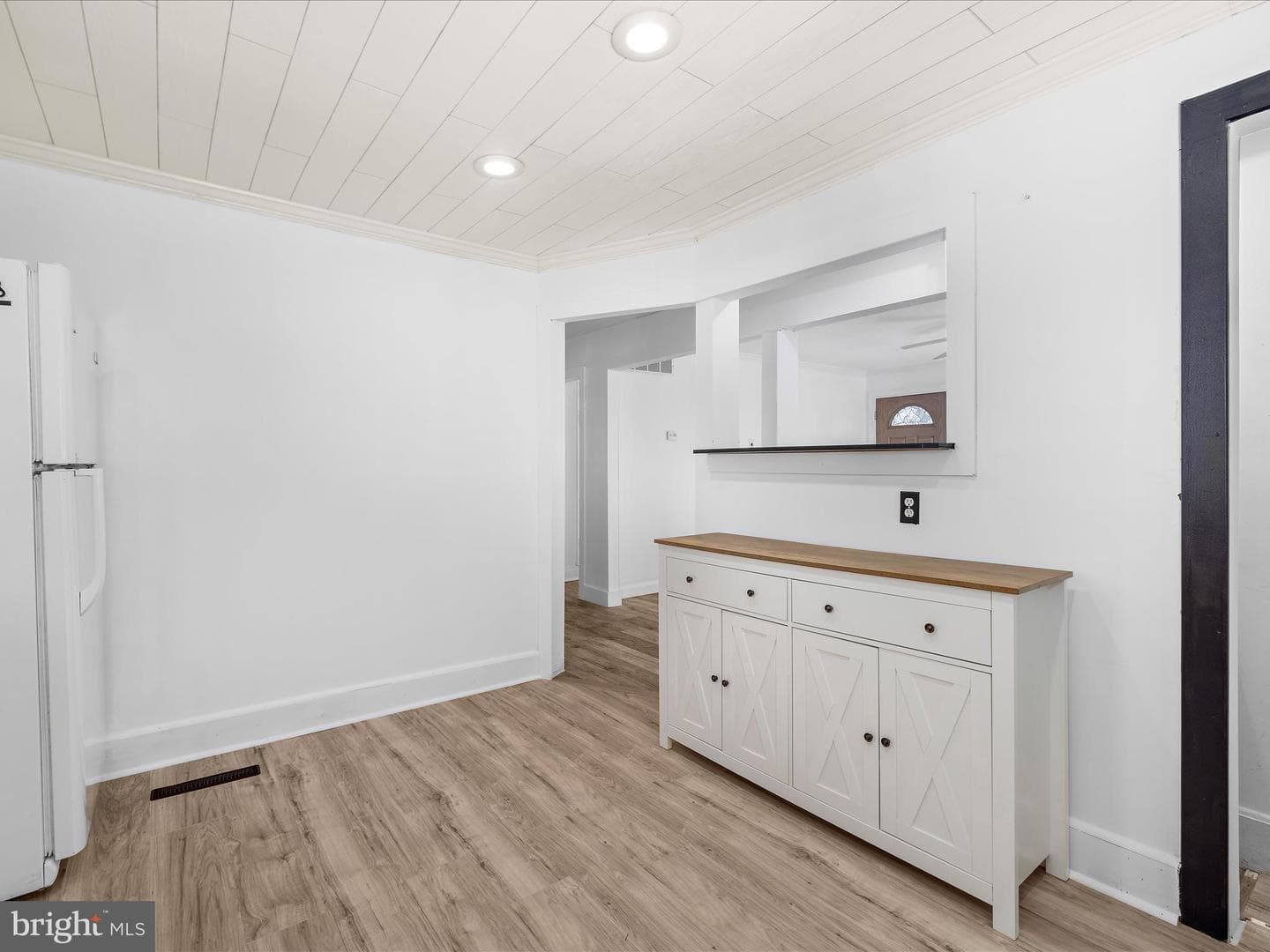 722 214th Street photo 17