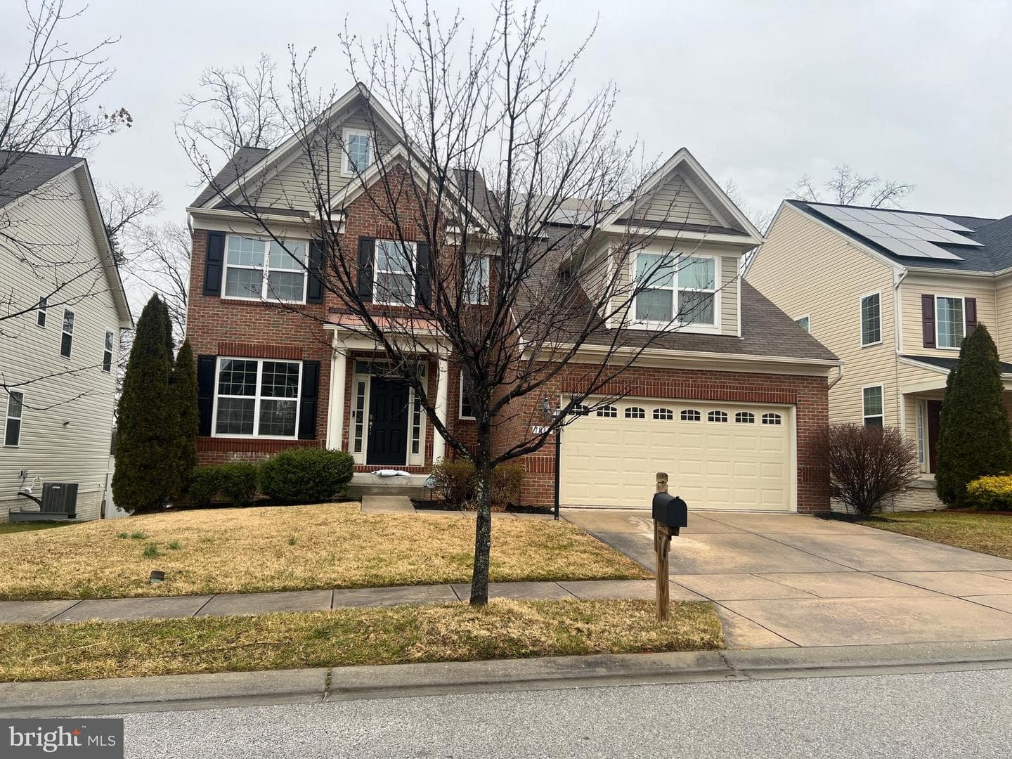7817 Stonebriar Drive photo 2