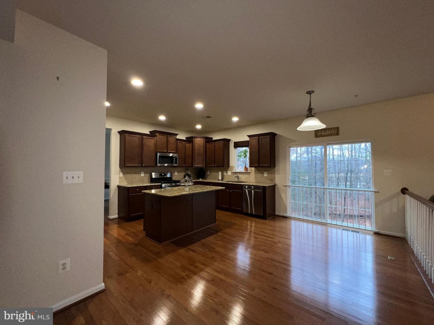 7817 Stonebriar Drive photo 38
