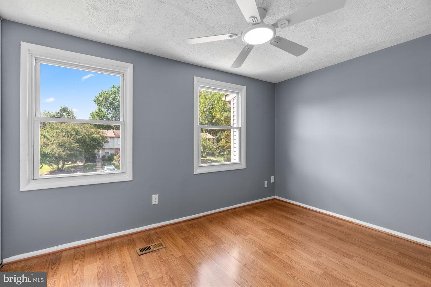 7913 Wellesley Court photo 17