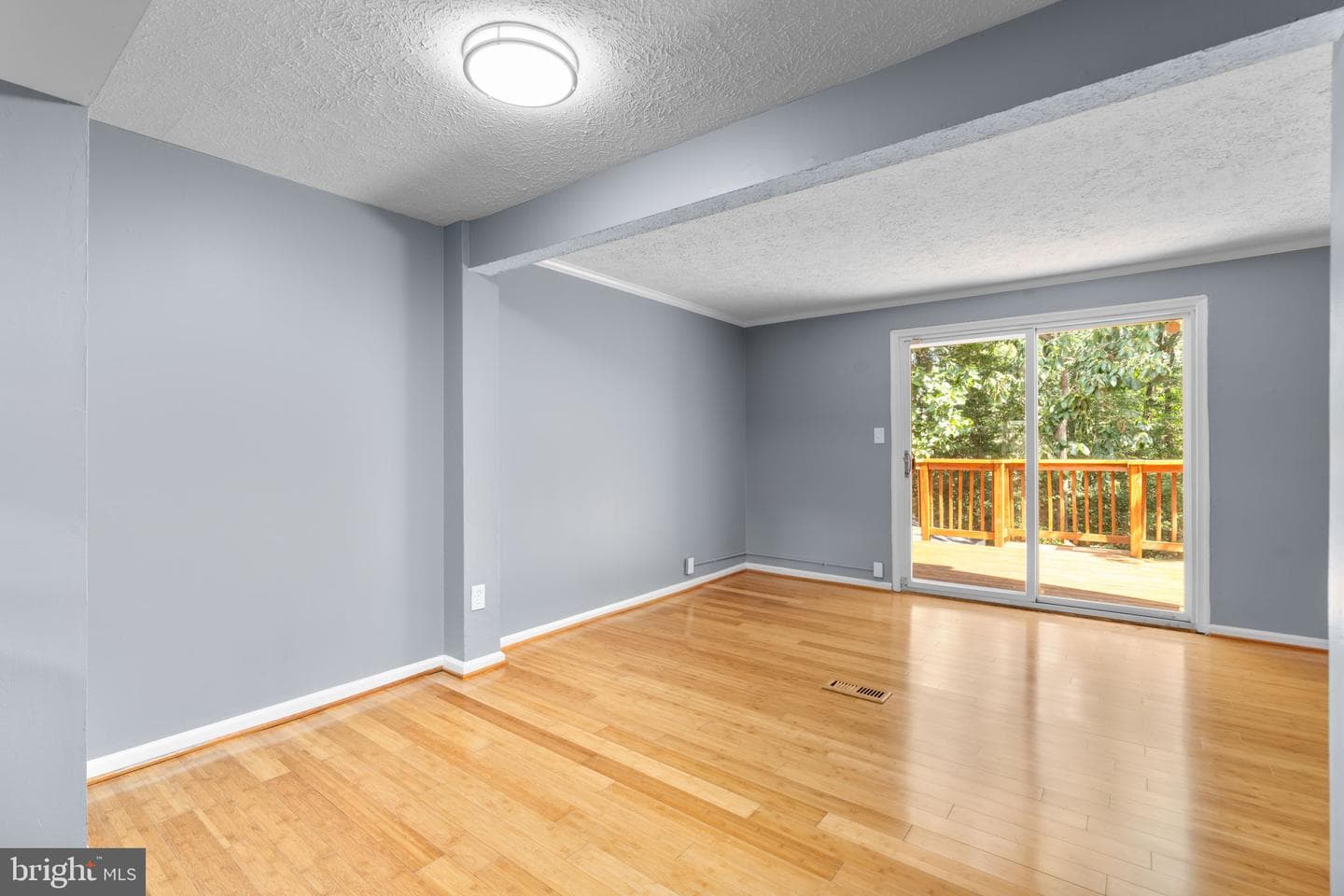 7913 Wellesley Court photo 4