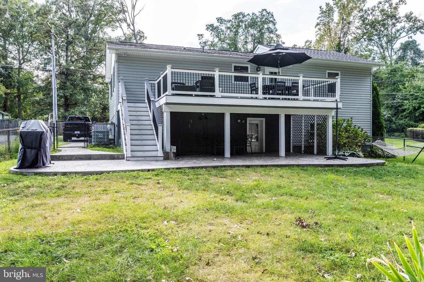 8023 Belhaven Avenue photo 32