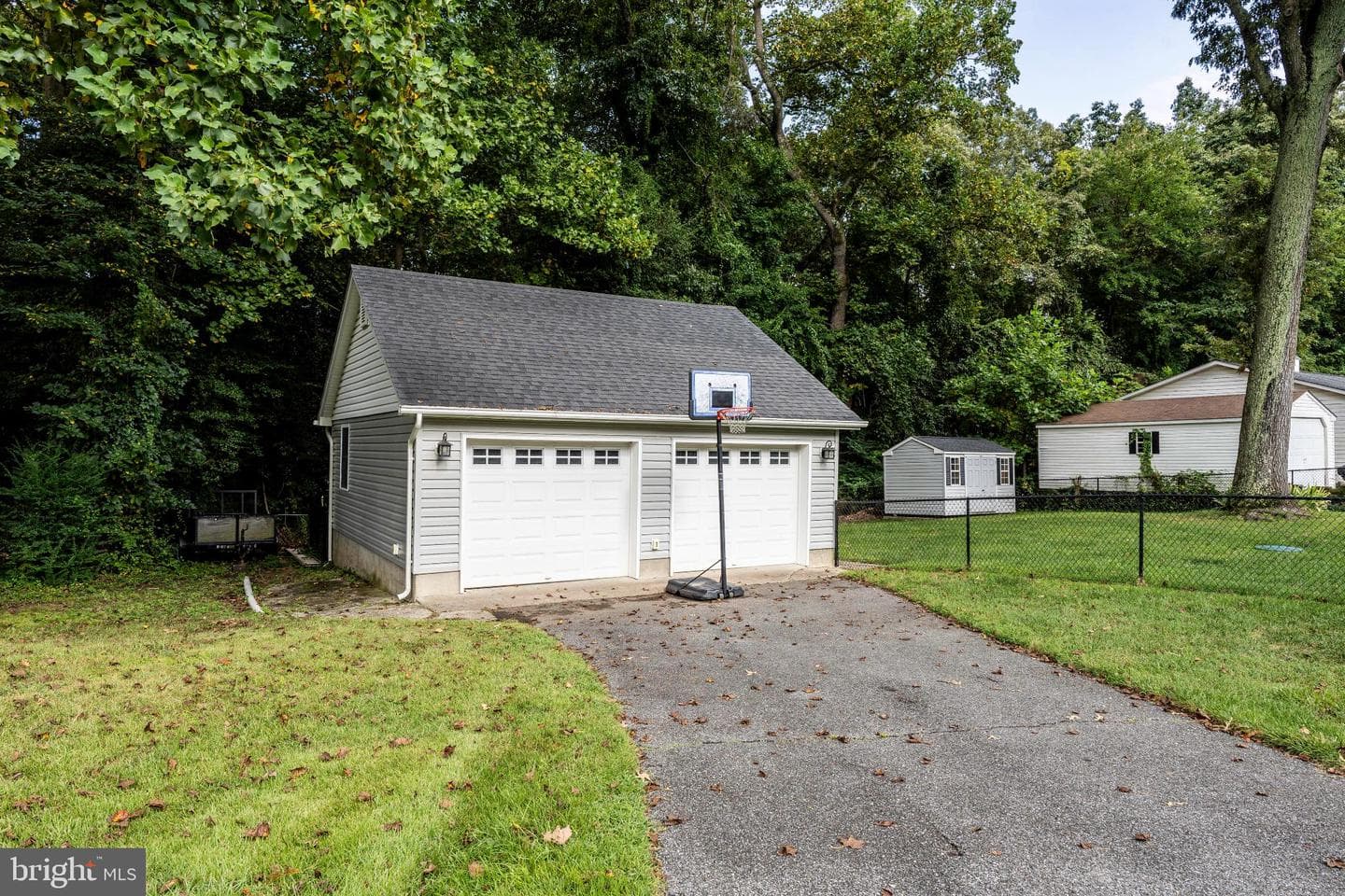 8023 Belhaven Avenue photo 8