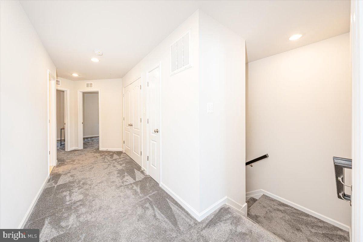 1417 Hawthorn Drive photo 25