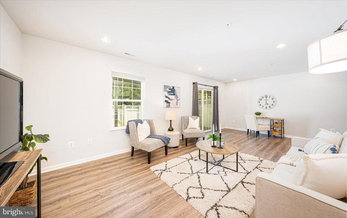 1417 Hawthorn Drive photo 43