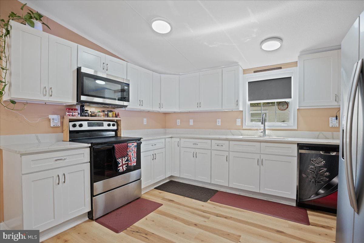 307 Seven Oaks Lane photo 12
