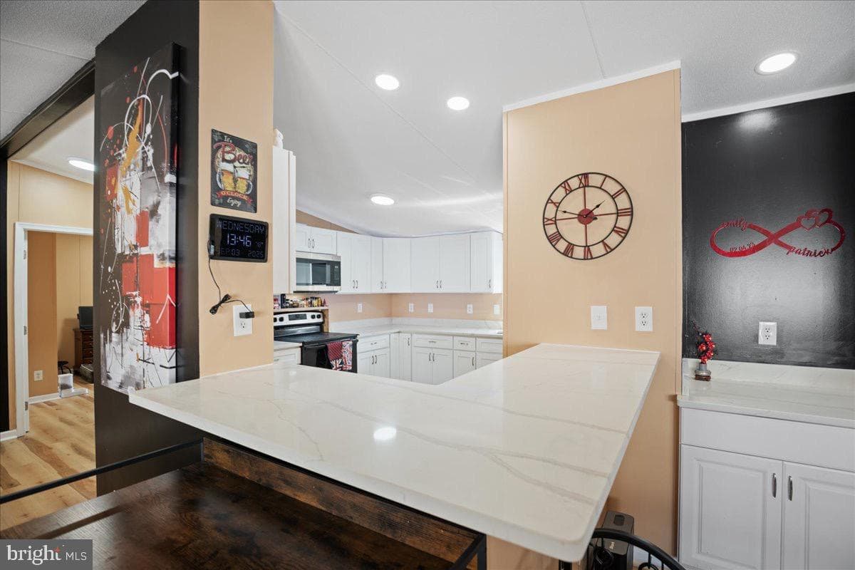 307 Seven Oaks Lane photo 9