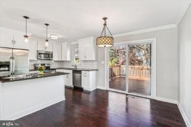 898 Brighton Place photo 8