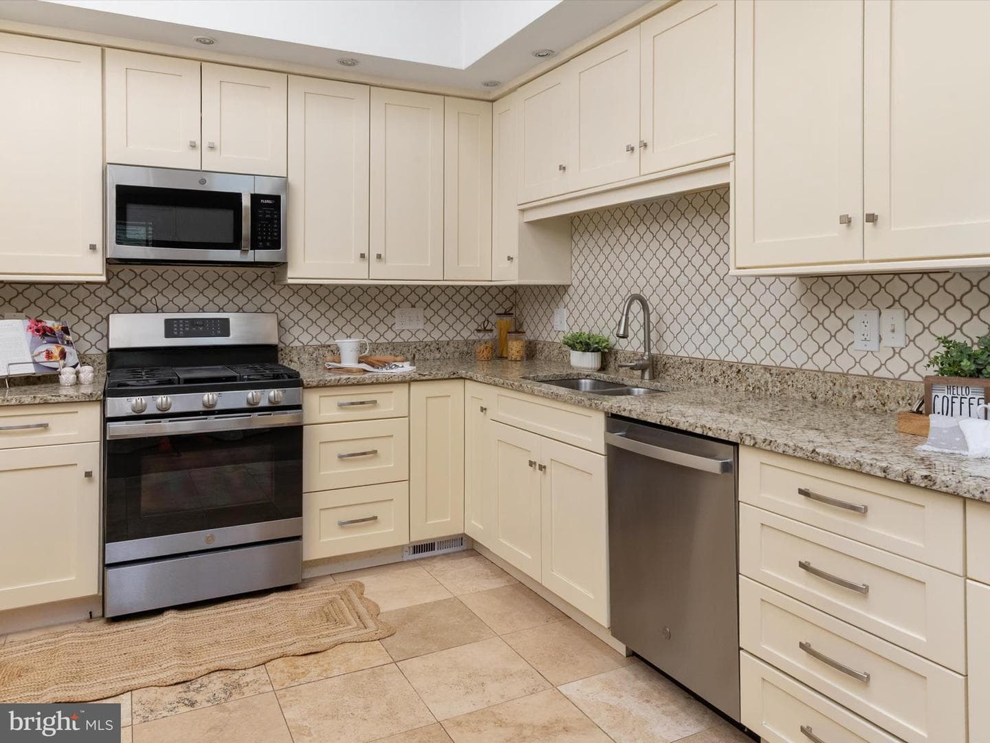 1411 Stonecreek Road photo 15
